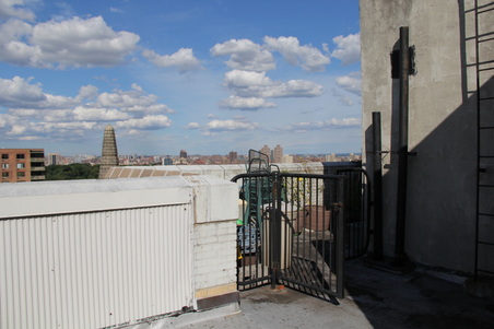 Enlarge photo 2