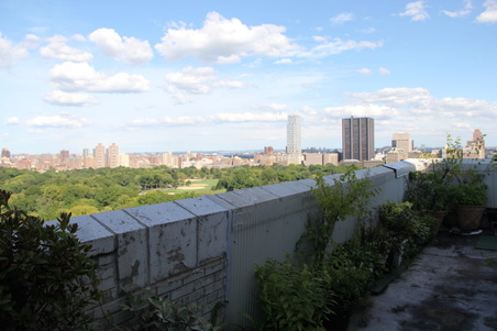 Enlarge photo 13