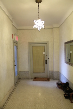 Enlarge photo 2
