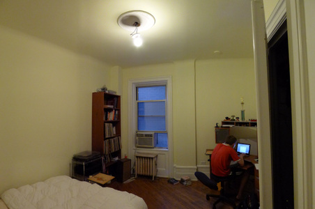 Enlarge photo 16