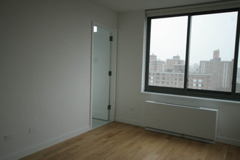Enlarge photo 32