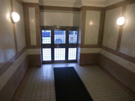 Enlarge photo 16