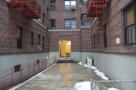 Enlarge photo 29