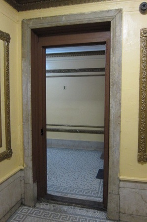 Enlarge photo 2