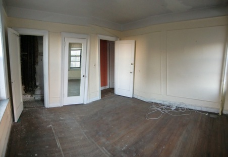 Enlarge photo 25