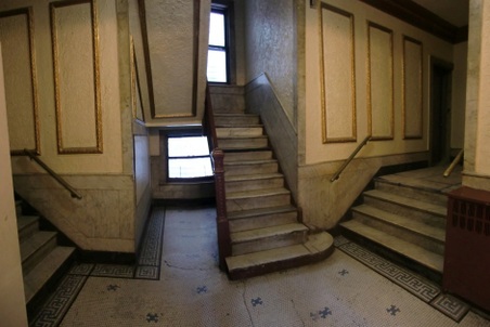 Enlarge photo 11