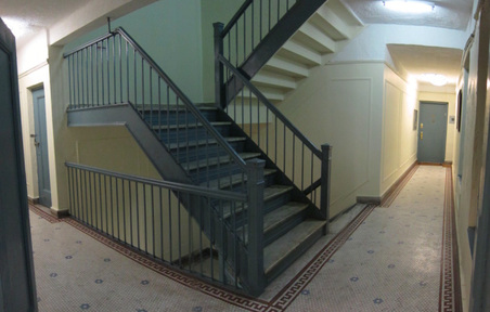 Apt 60