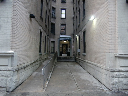 Enlarge photo 21