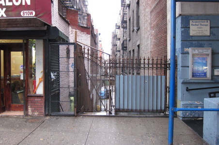 Enlarge photo 11