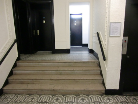 Enlarge photo 16