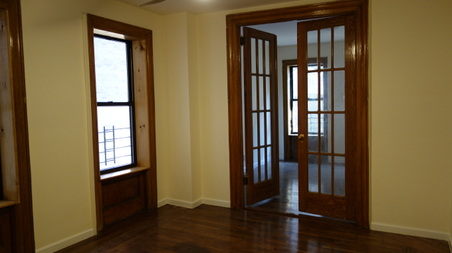 Enlarge photo 32
