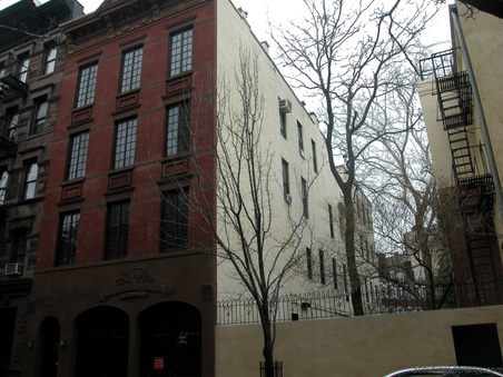 95 Bedford - courtyard and roof