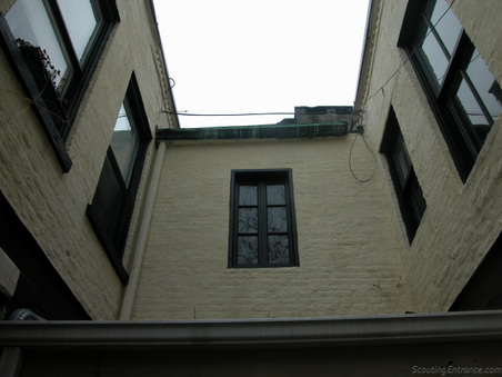 Enlarge photo 18