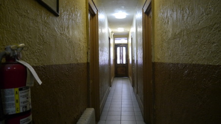 Enlarge photo 19