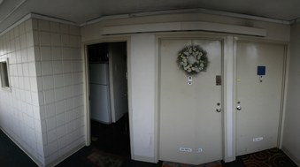 Enlarge photo 1
