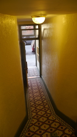 Enlarge photo 2