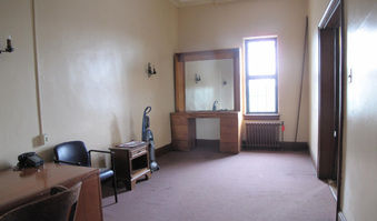 Enlarge photo 16