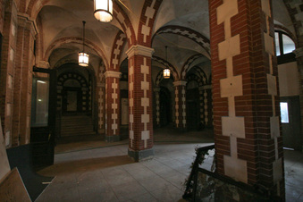 Enlarge photo 54
