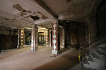 Enlarge photo 62