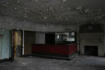 Enlarge photo 75