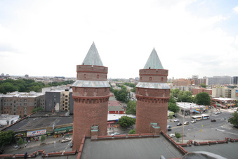 Enlarge photo 117