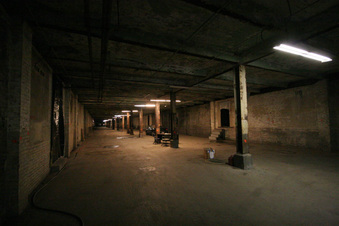 Enlarge photo 132