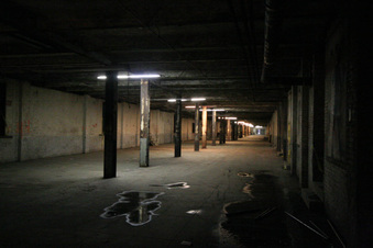 Enlarge photo 147