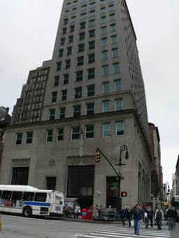 960 Avenue of Americas