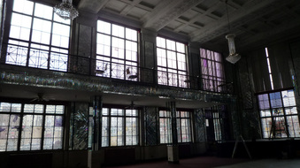 Enlarge photo 16