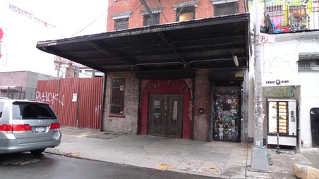 East River Bar