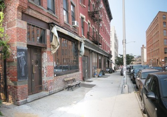 Enlarge photo 2