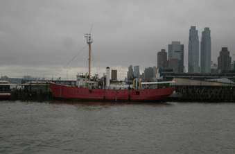 The Frying Pan Boat Bar
