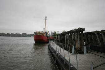 Enlarge photo 3