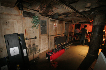 Enlarge photo 42