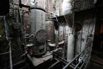 Enlarge photo 46