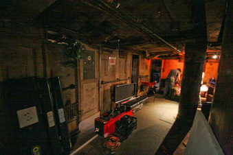 Enlarge photo 68