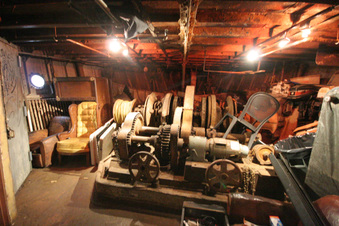 Enlarge photo 73