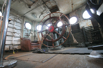 Enlarge photo 89