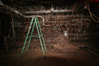 Enlarge photo 113
