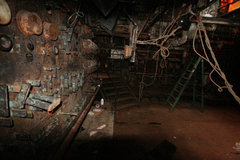 Enlarge photo 121