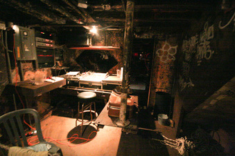 Enlarge photo 131