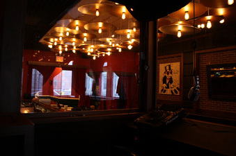 Enlarge photo 23
