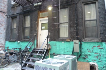 Enlarge photo 33