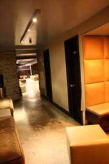 Enlarge photo 19