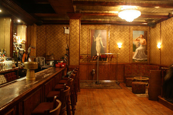 Enlarge photo 19