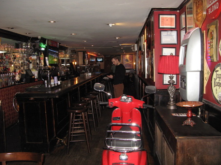 Enlarge photo 24