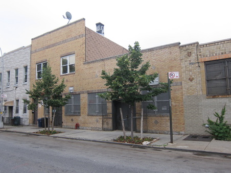 1623-1625 Handcock St. - Bowling Alley