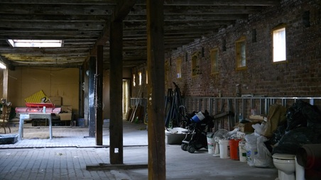 Enlarge photo 19
