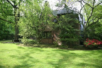 Enlarge photo 37