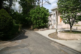 Enlarge photo 46